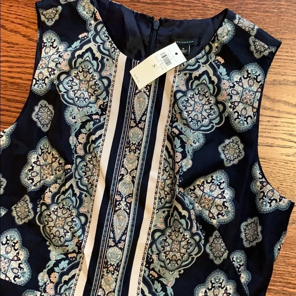 DRESS - Picture 3 of 4